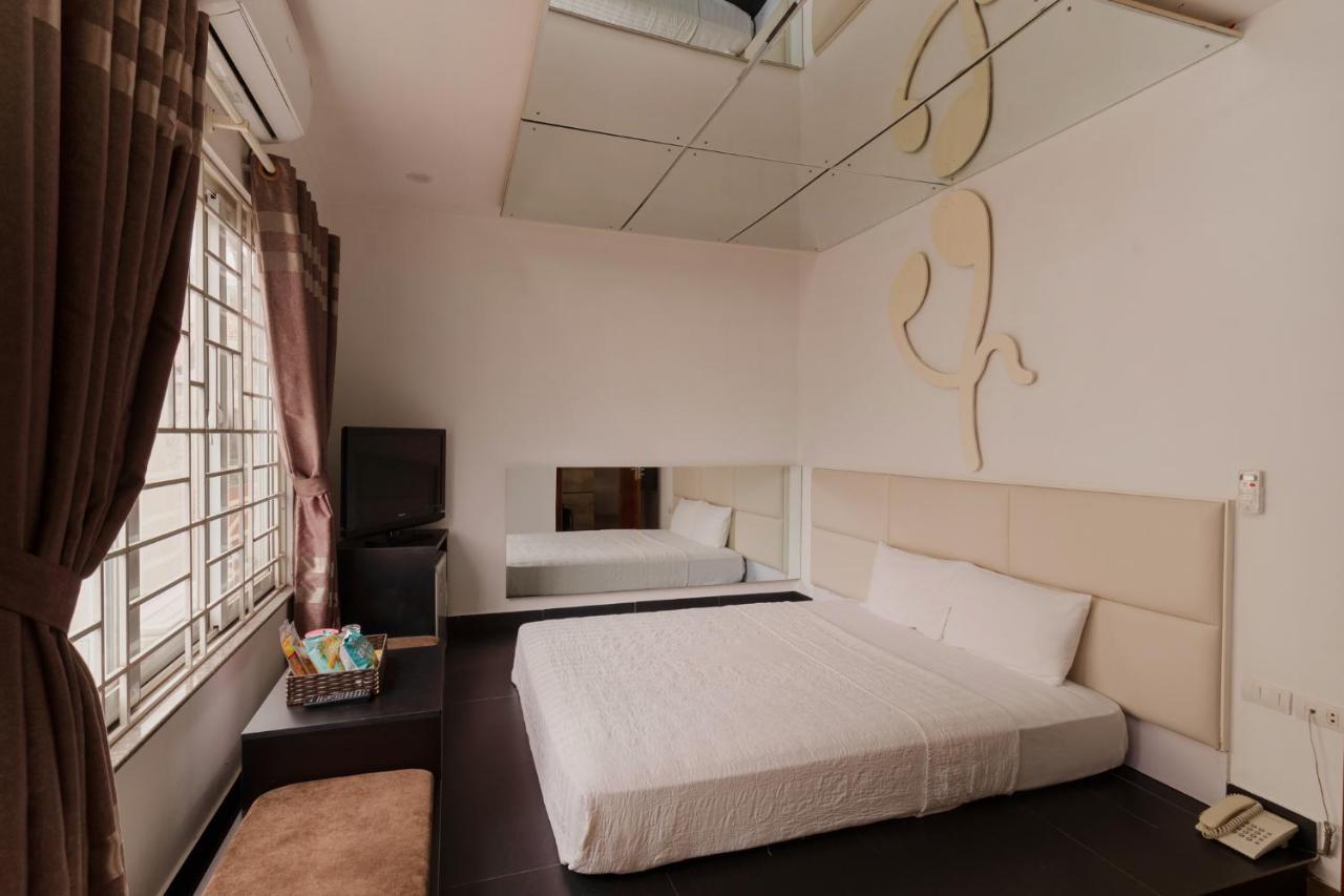 Blue Diamond Apartment Hotel Hanoi Bagian luar foto
