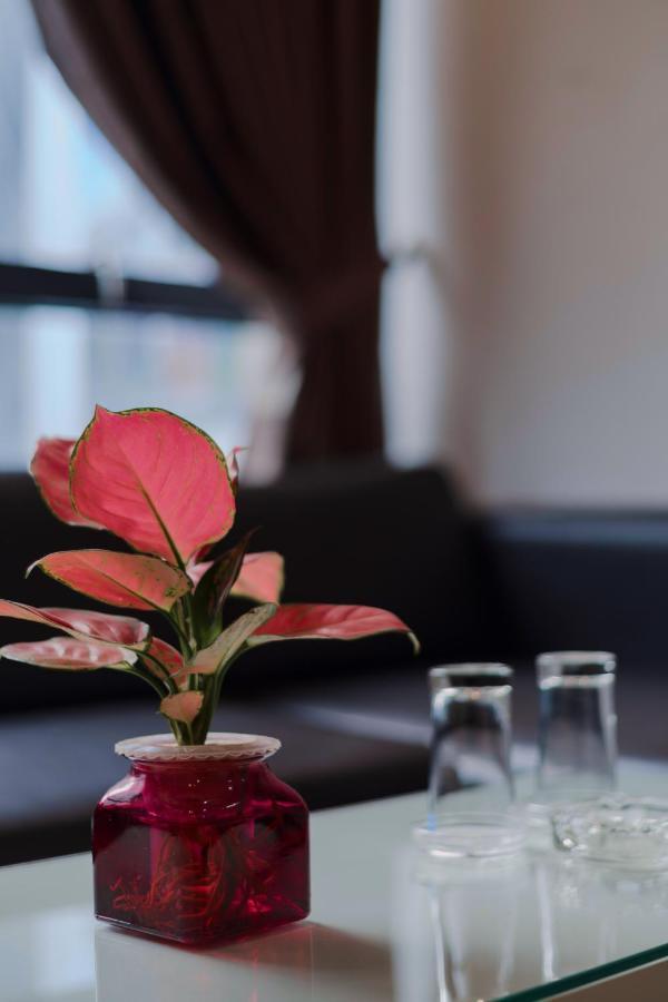 Blue Diamond Apartment Hotel Hanoi Bagian luar foto